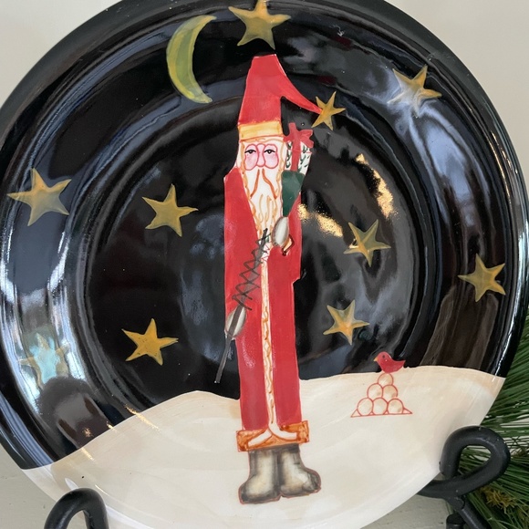 CIC BECCA BARTON CHRISTMAS SANTA NIGHT DESIGN PLATES 8 1/4" (INCLUDES 1 PLATE) - Picture 2 of 5